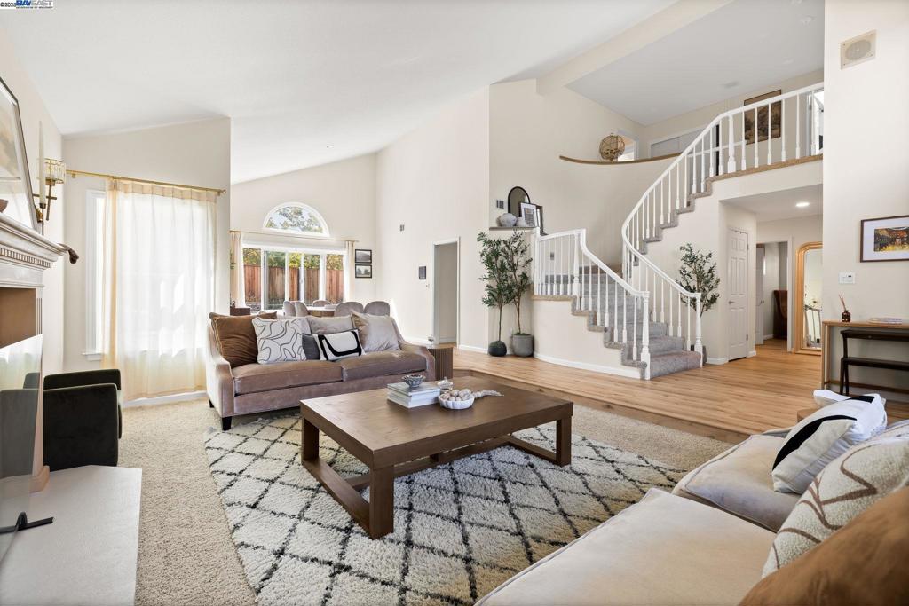 CROW CANYON - Residential
