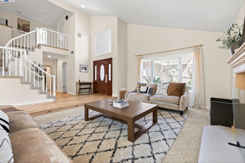 CROW CANYON - Residential