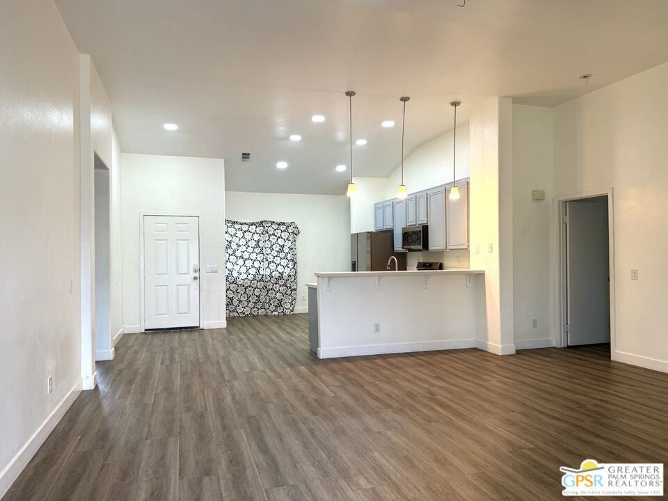 13753 Inaja Street