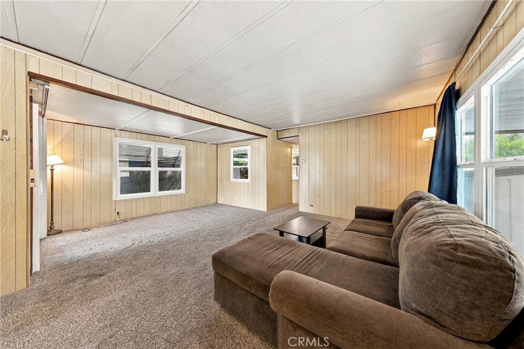 1255 Amethyst Ave. 44