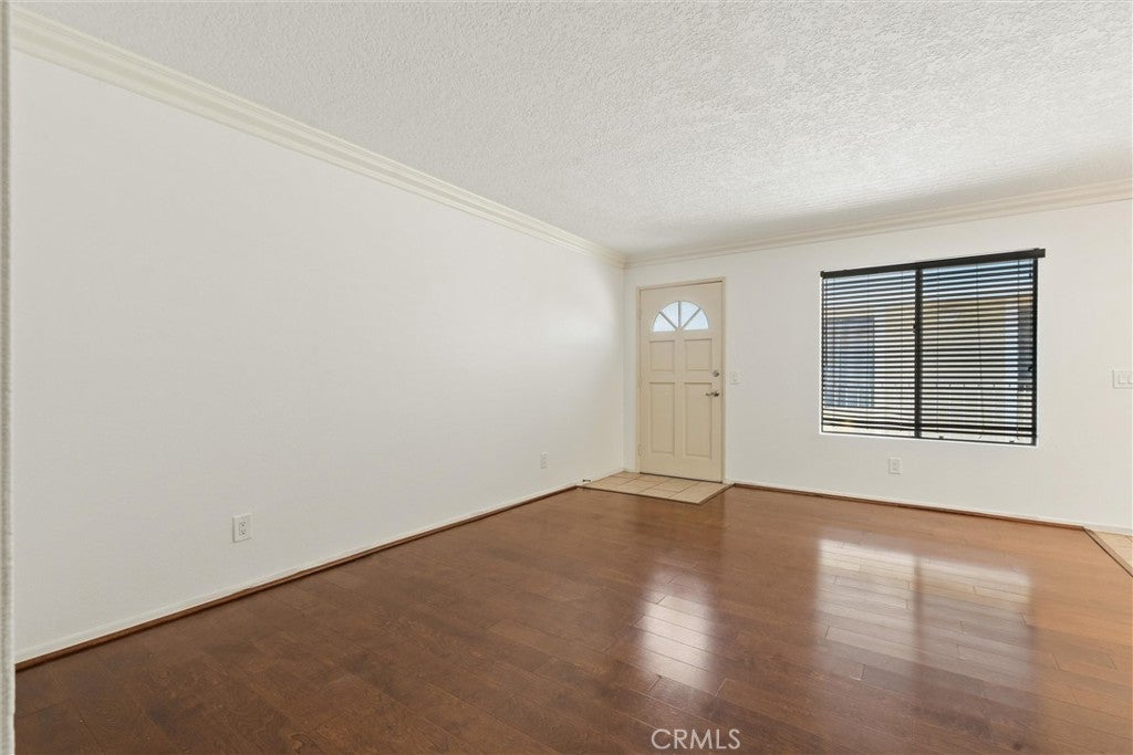 3425 E 15th 12D