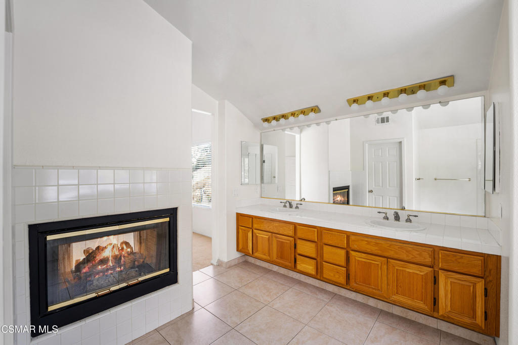 Hillcrest Pointe-835 - 835 - Residential Lease
