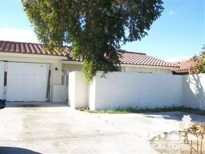 New carpet, new Paint, fresh landscaping in front. Walled in court yard for lots of privacy. Huge back yard just waiting for your private touches. Great affordable starter home close to everything.