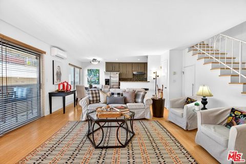 Photo of 11959 Dorothy Street #4, Los Angeles, CA 90049 (MLS # 26837493)