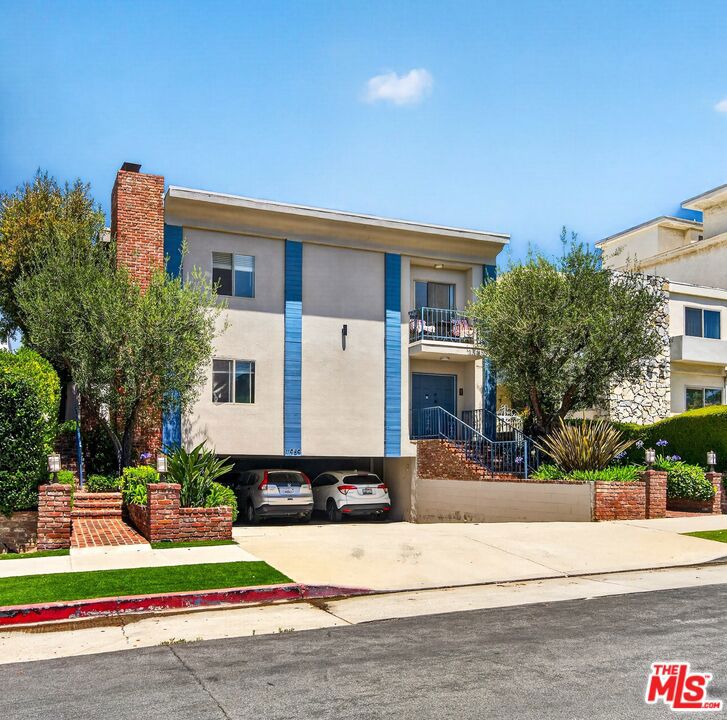 11959 Dorothy Street 4