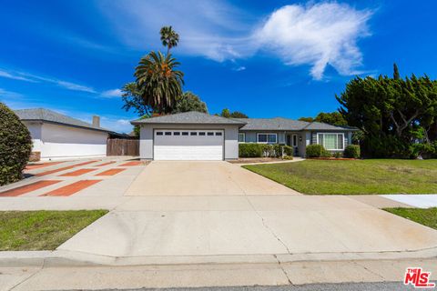 Photo of 1956 Leven Avenue, Camarillo, CA 93010 (MLS # 26738955)