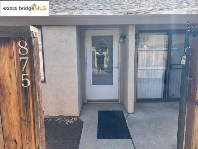 Terrific home in a gated community! Great location walking distance to excellent schools, parks and shopping. Downtown Brentwood is a short walk for Farmers Market, Concerts in the Park and all the other wonderful downtown Brentwood activities. This unit has been exceptionally cared for and kept in excellent condition including newer HVAC, water heater, fencing and more. Also, it is in an outstanding location within the development. The HOA itself includes a club house and community pool, and at $192 per month even includes your hazard insurance for the structure and common area landscape maintenance! Come see this sparkling clean and move in ready home in a wonderful gated community for yourself!