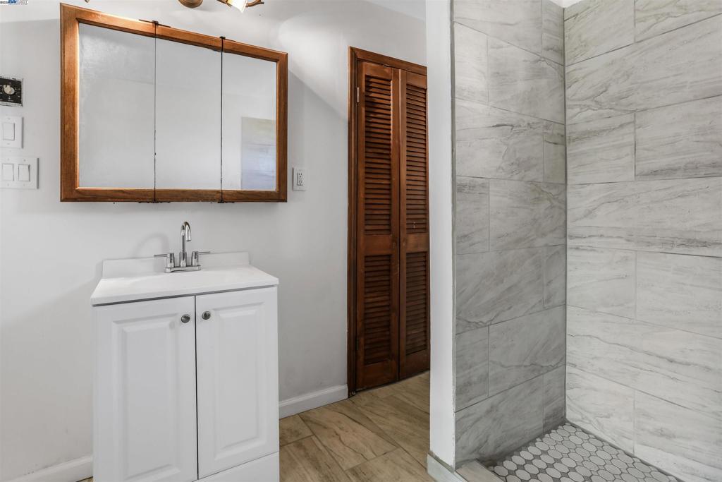 ANTIOCH - Residential