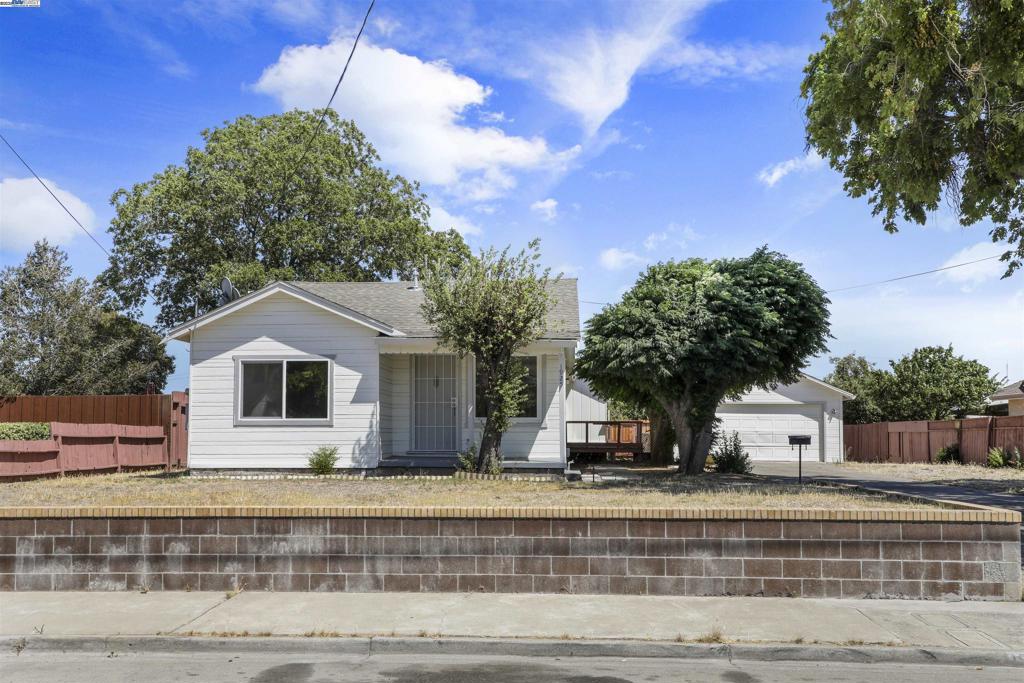 ANTIOCH - Residential