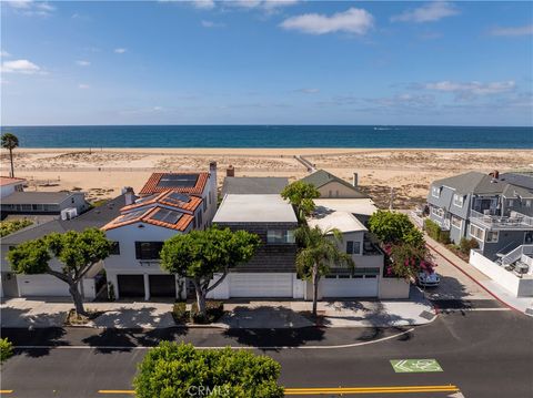 Photo of 1303 E Balboa Boulevard, Newport Beach, CA 92661 (MLS # NP25272522)