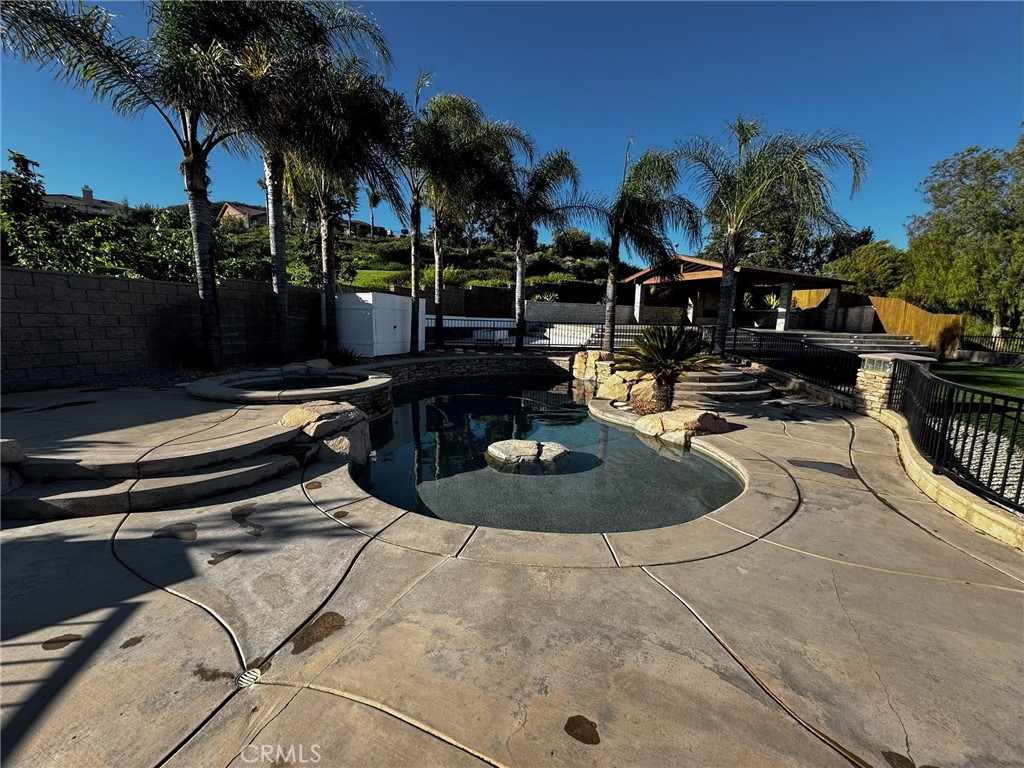 1851 Caitlin Circle