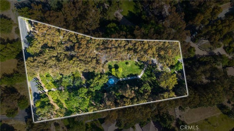 Photo of 16 Johns Canyon Road, Rolling Hills, CA 90274 (MLS # SB26088969)