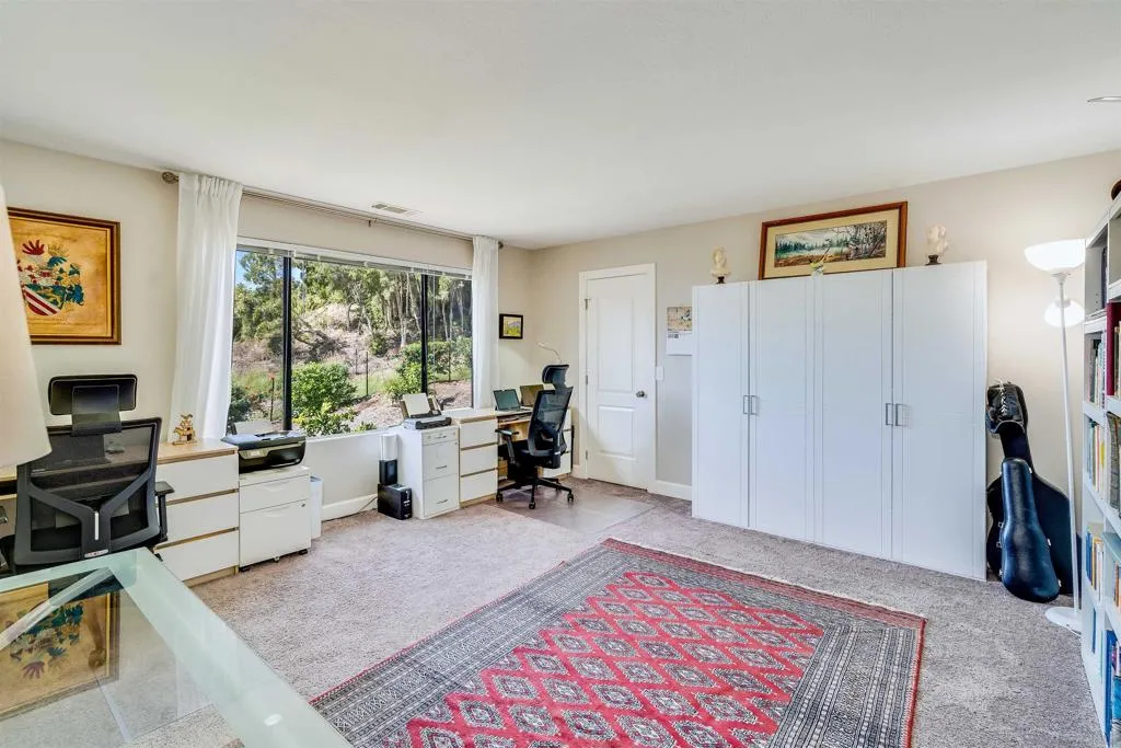 Rancho Santa Fe, California 92067, United States, 4 Bedrooms Bedrooms, ,4 BathroomsBathrooms,Residential,Active,2047