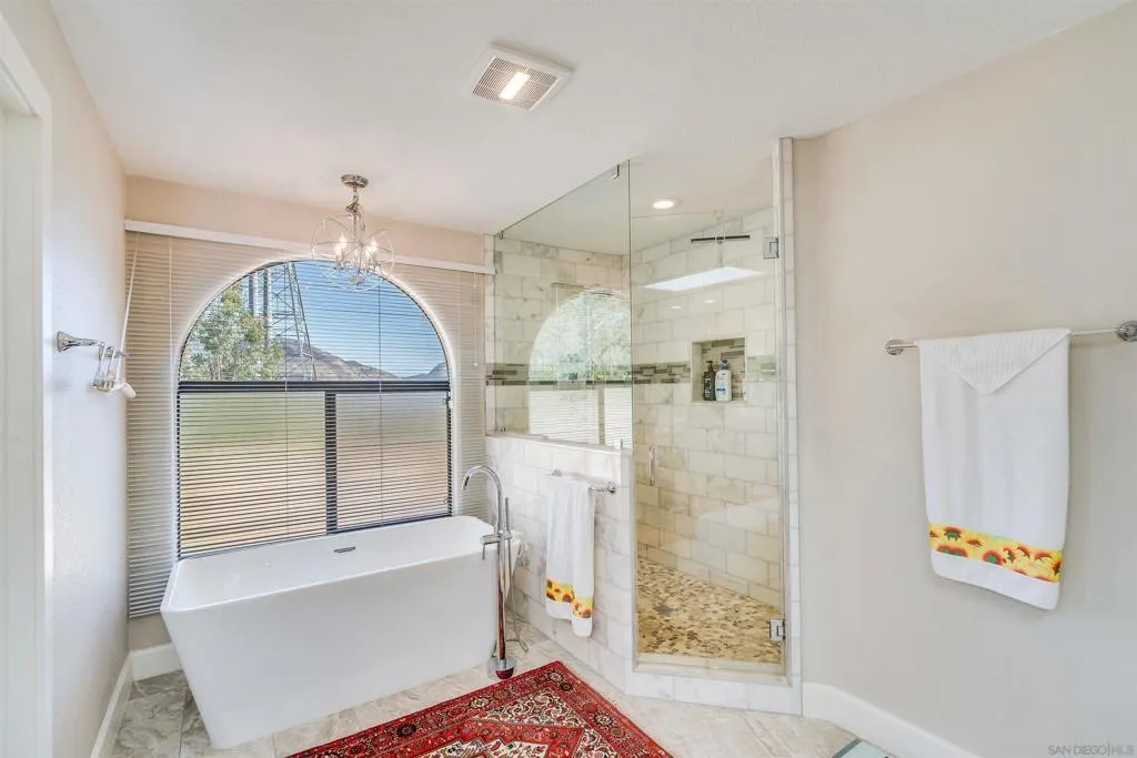 Rancho Santa Fe, California 92067, United States, 4 Bedrooms Bedrooms, ,4 BathroomsBathrooms,Residential,Active,2047