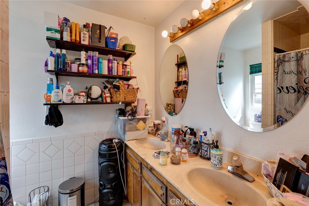 Picture for the property MC26054375, 4 beds, 2 baths