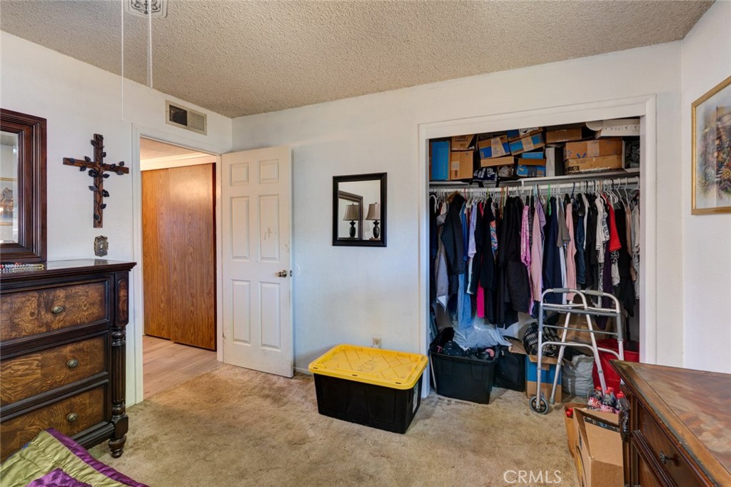 Picture for the property MC26054375, 4 beds, 2 baths