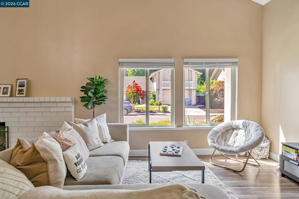 570 Zephyr Cir