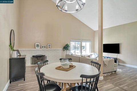 Tiny photo for 570 Zephyr Cir Cir, Danville, CA 94526 (MLS # 41150723)
