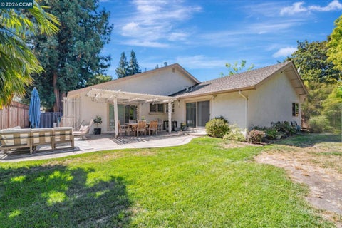 Tiny photo for 570 Zephyr Cir Cir, Danville, CA 94526 (MLS # 41150723)