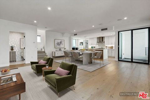 Photo of 733 1/2 N Gramercy Place, Los Angeles, CA 90038 (MLS # 26672981)