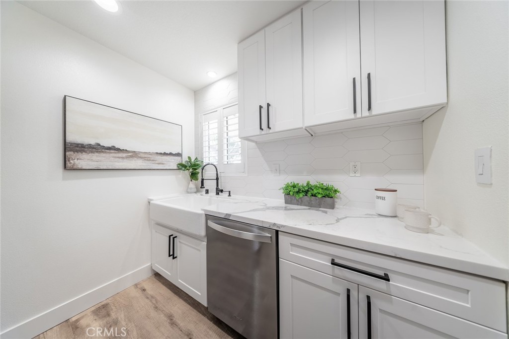 Las Flores (R2) (LF) - Residential