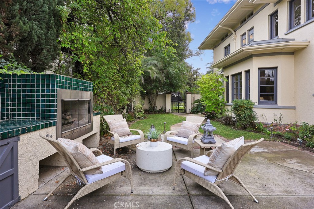 Pasadena, California, 91106, United States, 6 Bedrooms Bedrooms, ,5 BathroomsBathrooms,Residential,Active,2019159
