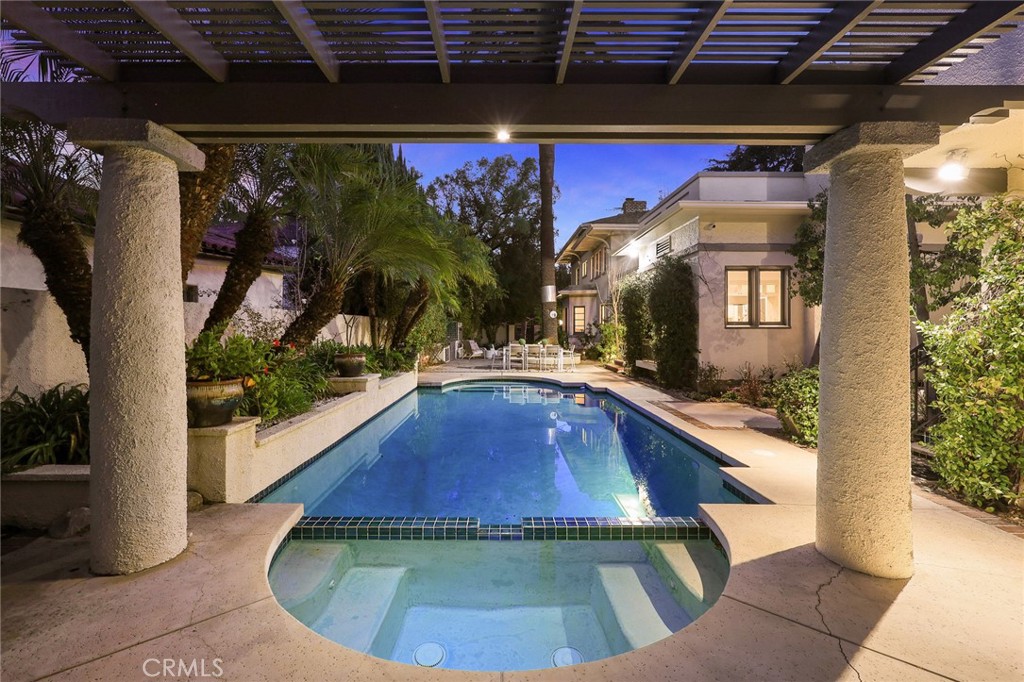 Pasadena, California, 91106, United States, 6 Bedrooms Bedrooms, ,5 BathroomsBathrooms,Residential,Active,2019159