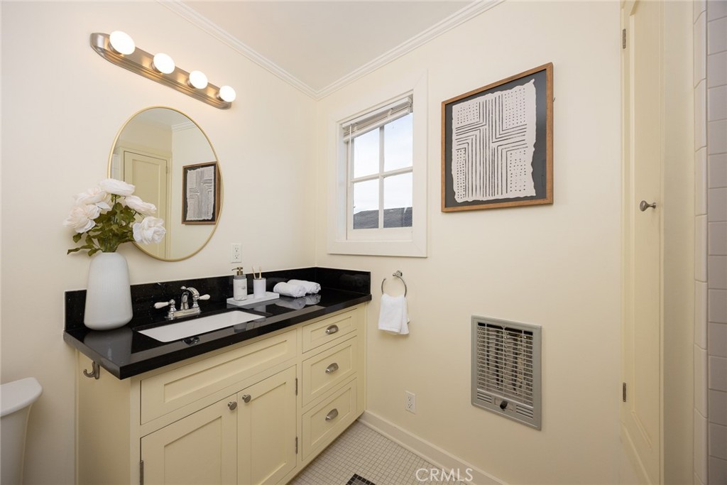 Pasadena, California, 91106, United States, 6 Bedrooms Bedrooms, ,5 BathroomsBathrooms,Residential,Active,2019159