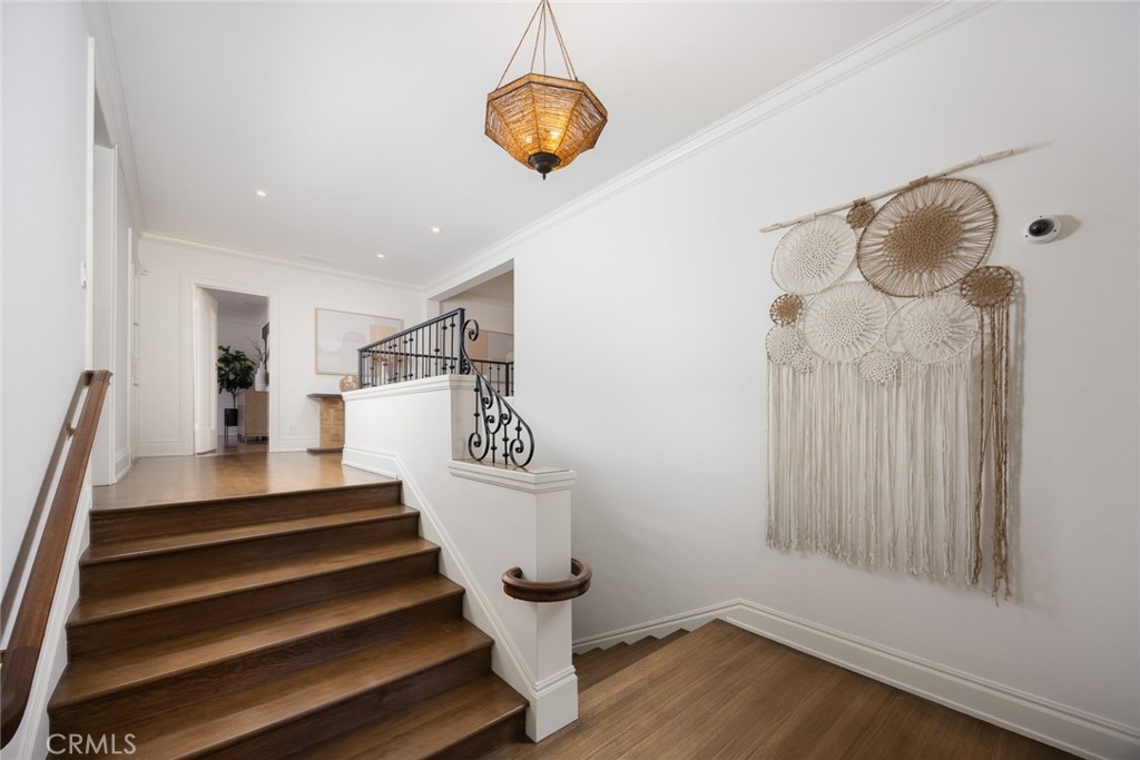 Pasadena, California, 91106, United States, 6 Bedrooms Bedrooms, ,5 BathroomsBathrooms,Residential,Active,2019159