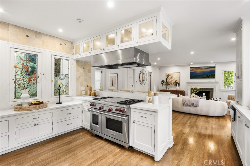 Pasadena, California, 91106, United States, 6 Bedrooms Bedrooms, ,5 BathroomsBathrooms,Residential,Active,2019159