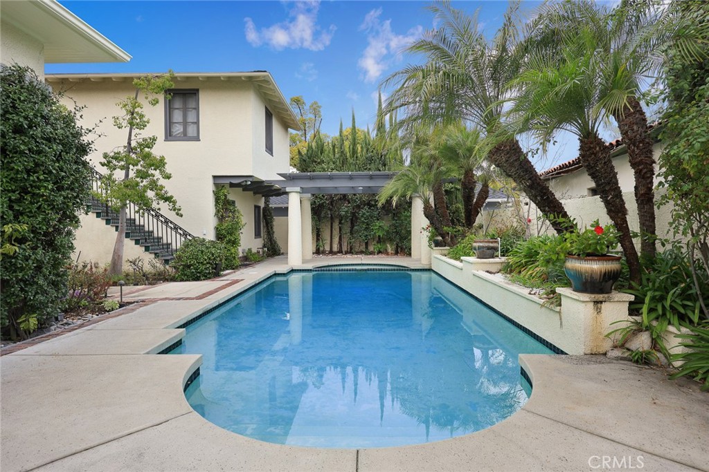 Pasadena, California, 91106, United States, 6 Bedrooms Bedrooms, ,5 BathroomsBathrooms,Residential,Active,2019159
