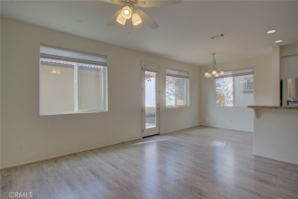 SM Southeast(930) - Residential