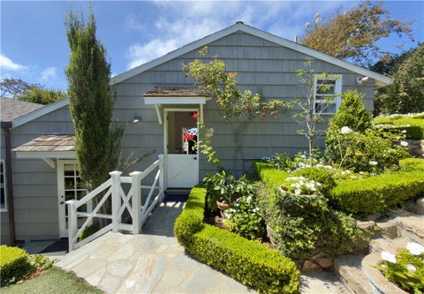 Photo of 31531 Bluff Drive #Back Hse, Laguna Beach, CA 92651 (MLS # LG26179017)
