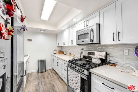 Tiny photo for 21333 Lassen Street #8B, Los Angeles, CA 91311 (MLS # 26862111)