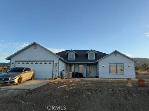 Photo of 279 Juniper Rd. RD, Pinon Hills, CA 92372 (MLS # IG26189754)