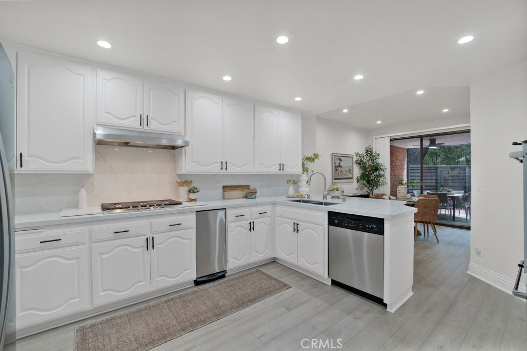 4792 Park Encino Lane 102