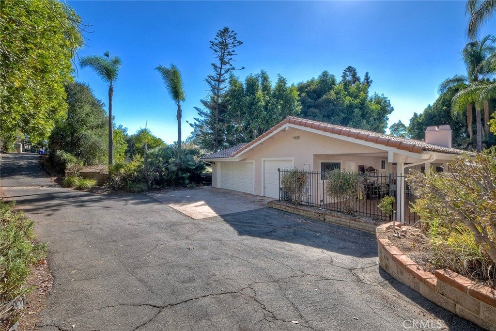 1330 Twain Court