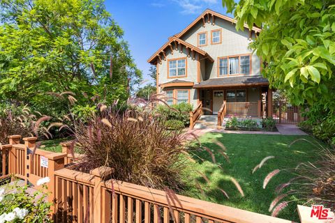 Photo of 2317 Scarff Street #B, Los Angeles, CA 90007 (MLS # 26828333)