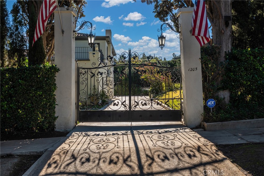 1205 W Highland Avenue