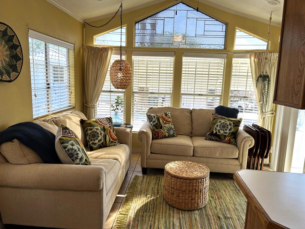 Rancho Casa Blanca - Manufactured In Park