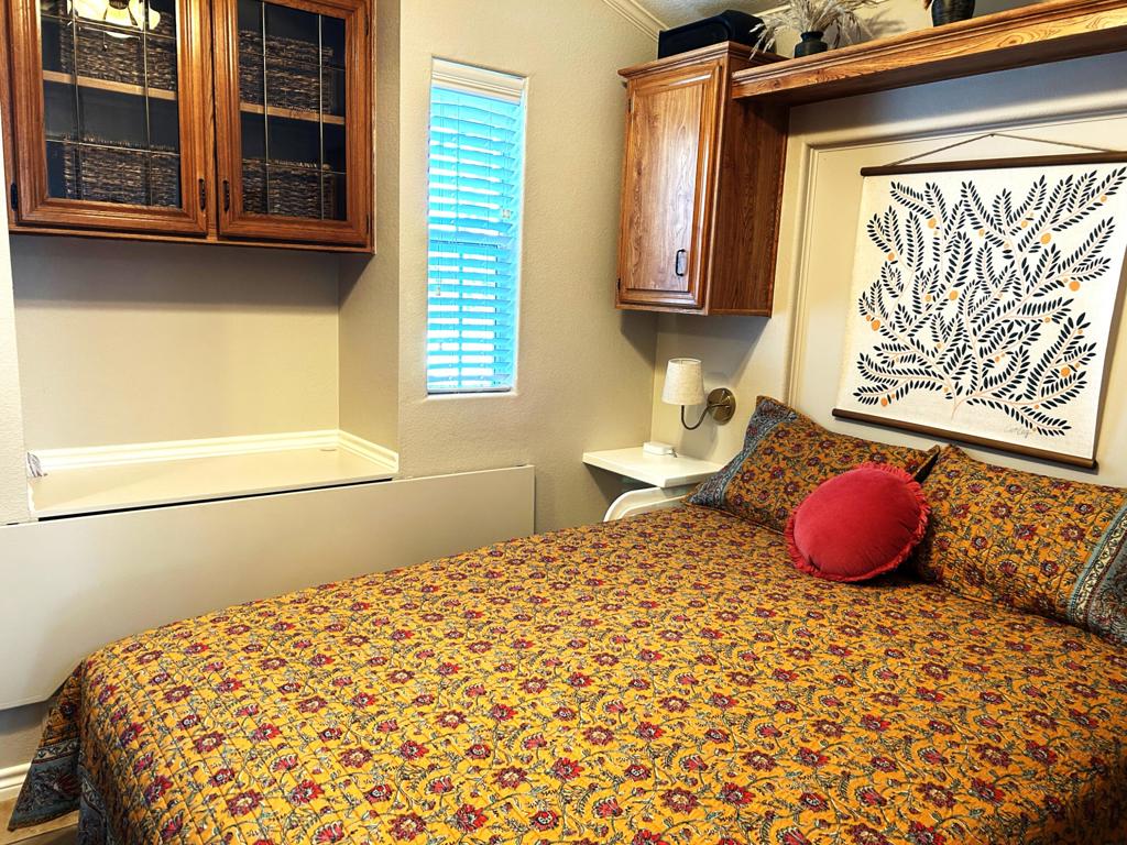 Rancho Casa Blanca - Manufactured In Park