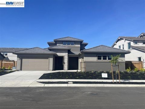 Photo of 1579 1579 Sleppy Street St, Brentwood, CA 94513 (MLS # 41126647)