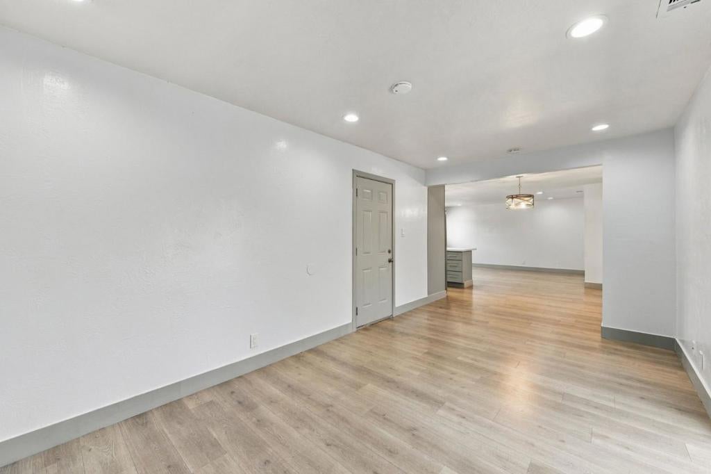 4147 Mira Loma Way