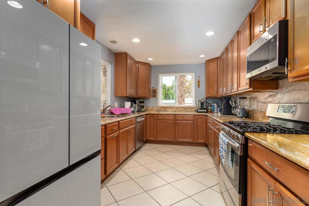1339 Windsong Ln