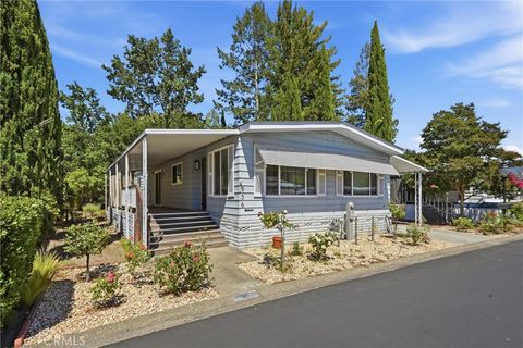 Photo of 936 Champage N #111, Calistoga, CA 94515 (MLS # LC26156400)