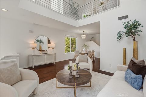 607 Rockefeller 72 Irvine CA 92612