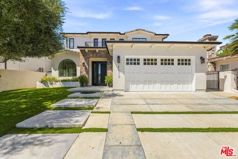 Photo of 5017 Hesperia Avenue, Encino, CA 91316 (MLS # 26907485)