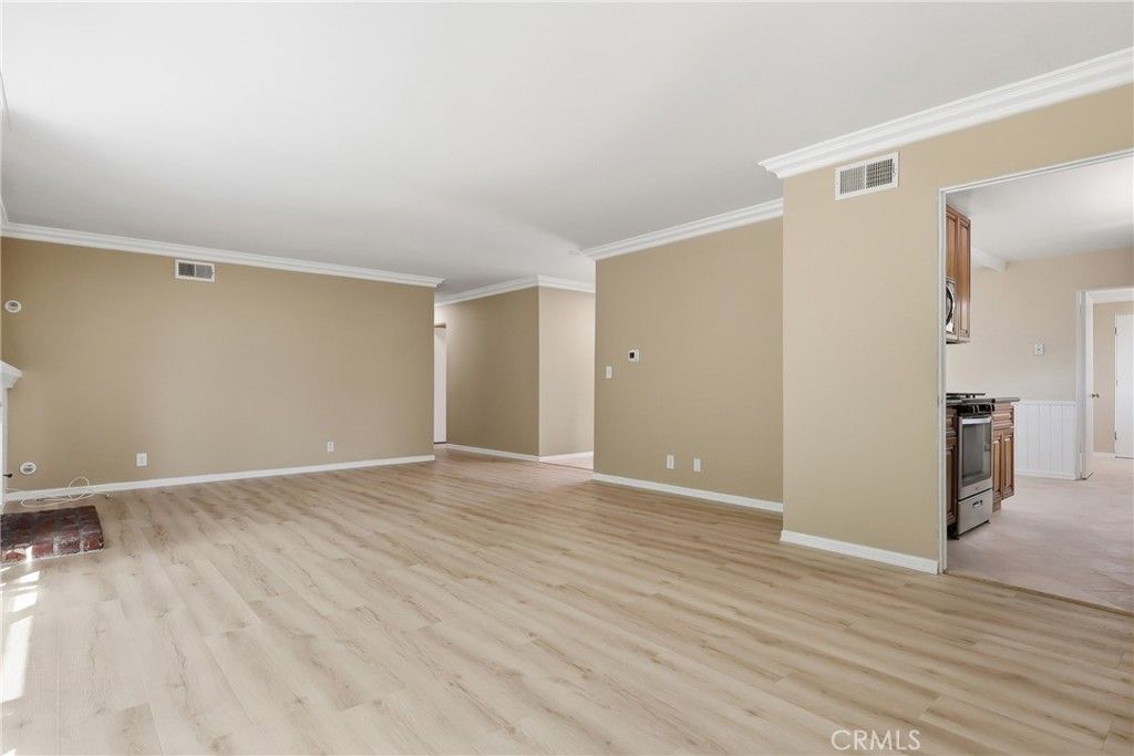 Photo of 27945 Alvarez Dr, Rancho Palos Verdes, CA 90275 (MLS # SB26072441)