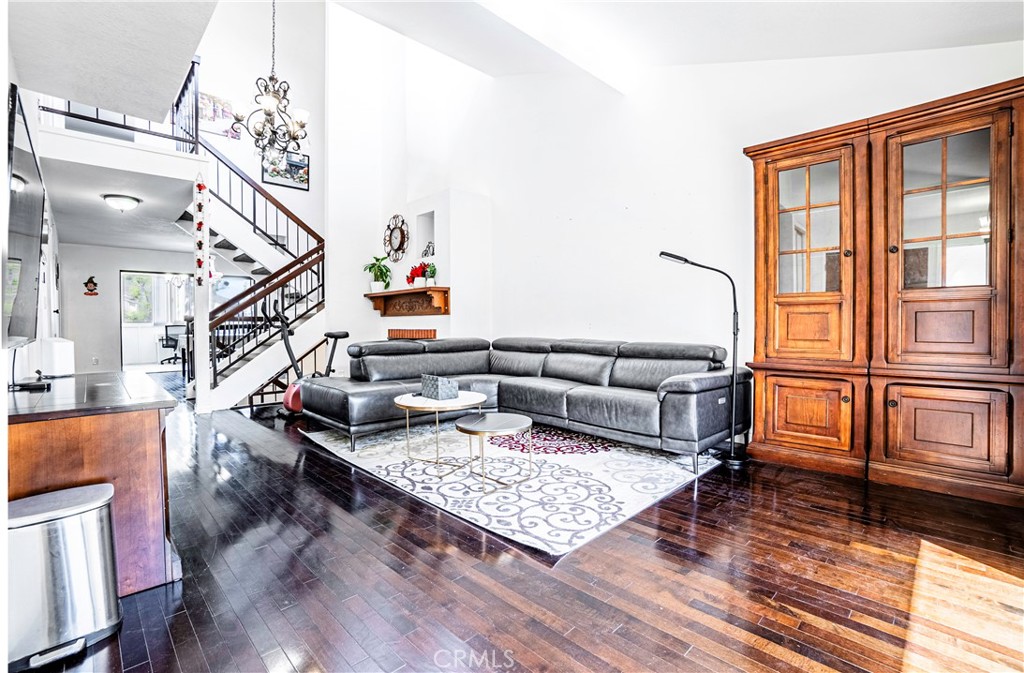 28118 Ridgeforest Court