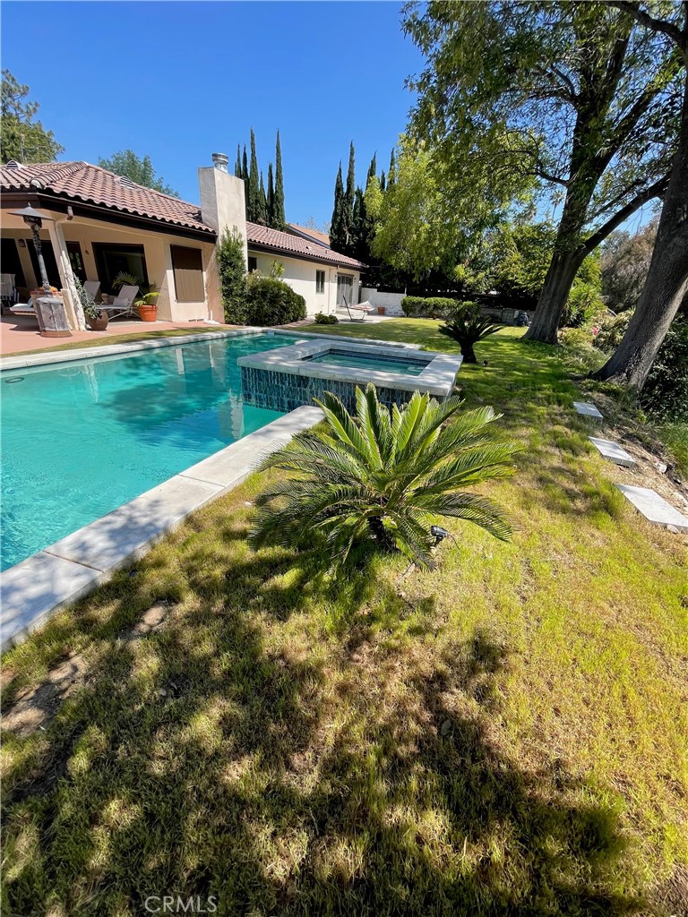 Properties 3 16772 Knollwood Drive